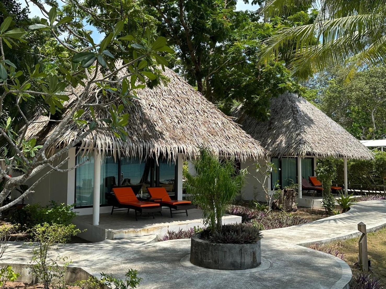Twin Bay Resort Koh Lanta Exterior photo